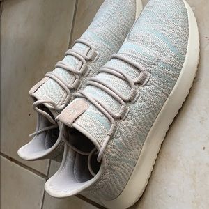Adidas tubular size 8 1/2 years not worn once.